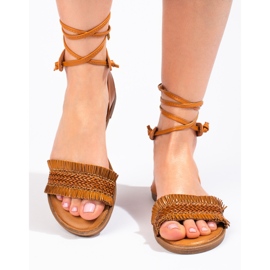 TRENDI Bindede sandaler brun gul 6